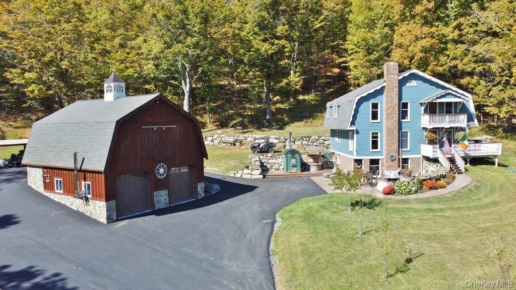 Photo of 575 Roosa Gap Road, Bloomingburg, NY 12721 (MLS # 922711)
