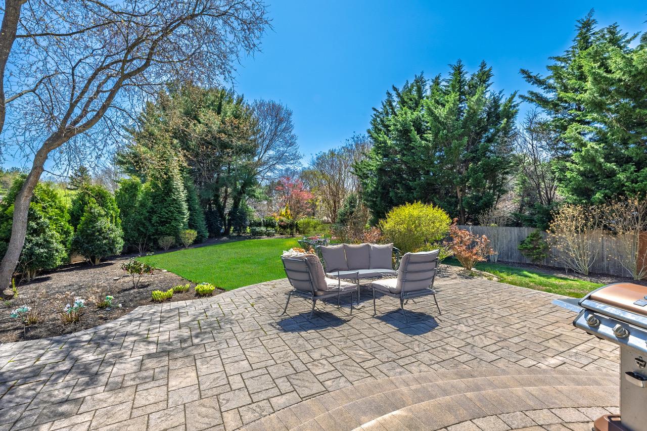 81 Stoothhoff Road, East Northport, New York image 39