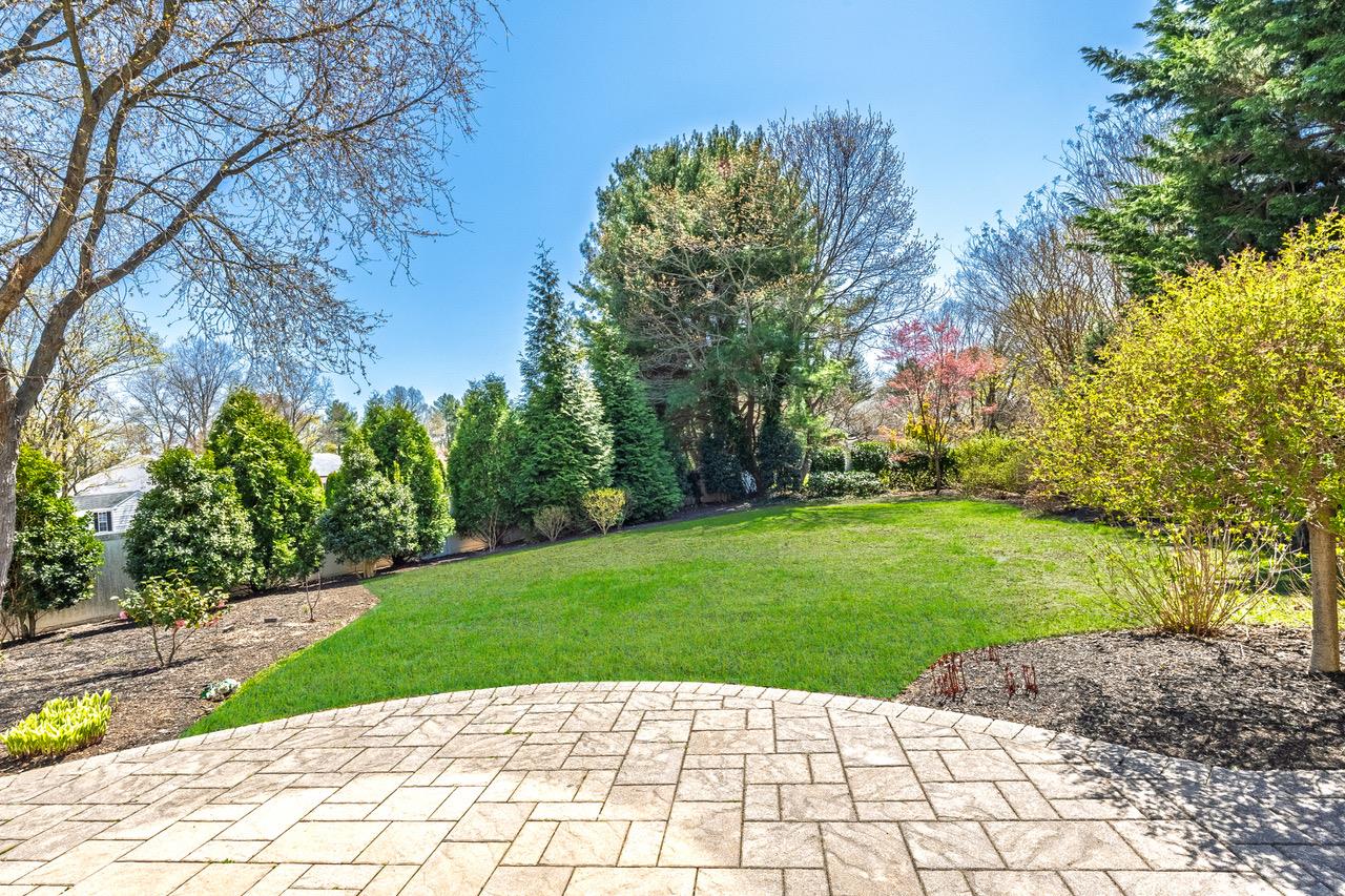 81 Stoothhoff Road, East Northport, New York image 37