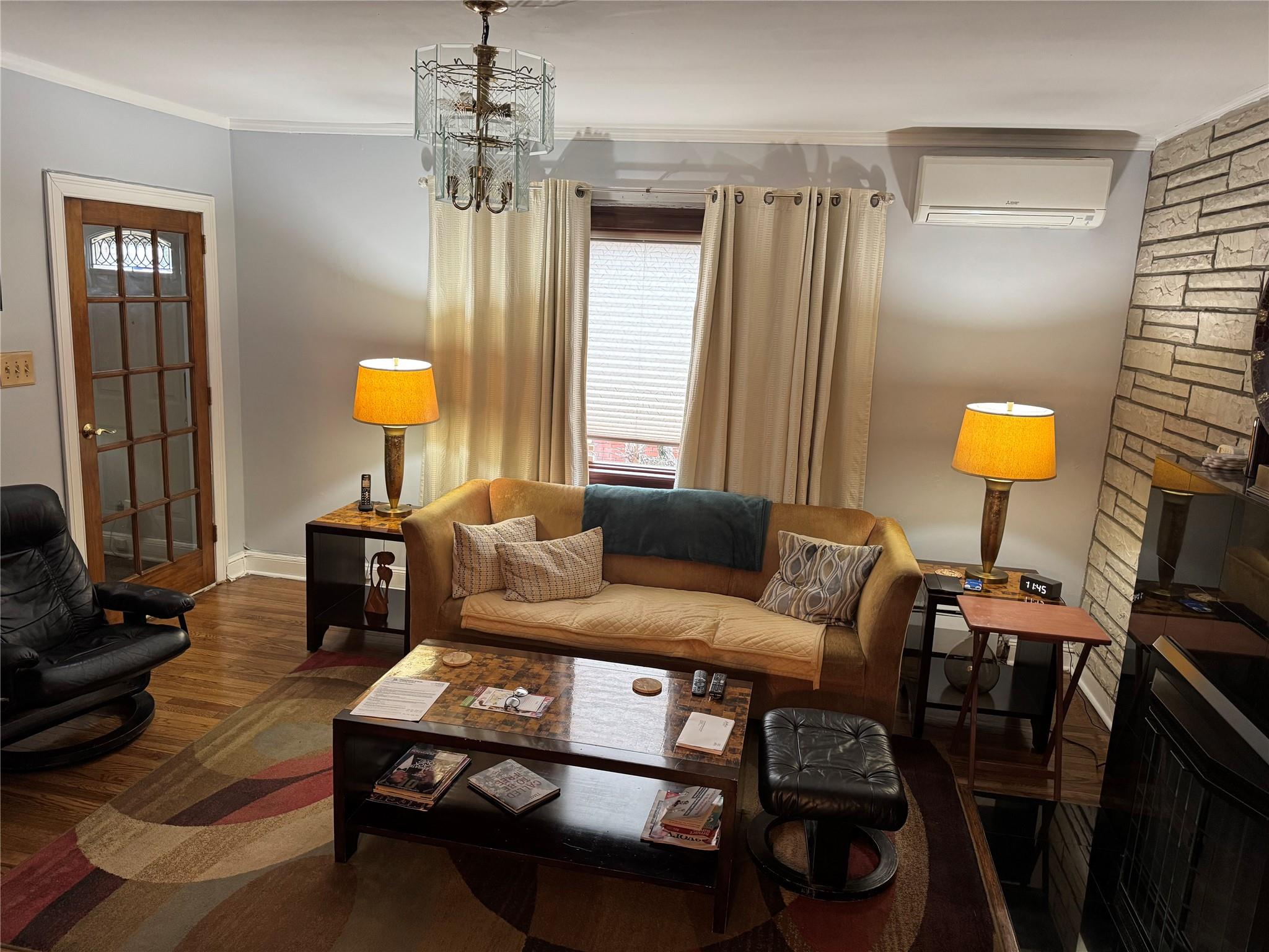 111-54 178th Place, Addisleigh Park, New York image 7