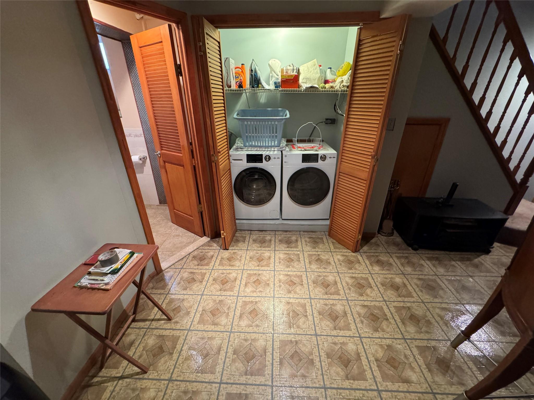 111-54 178th Place, Addisleigh Park, New York image 37