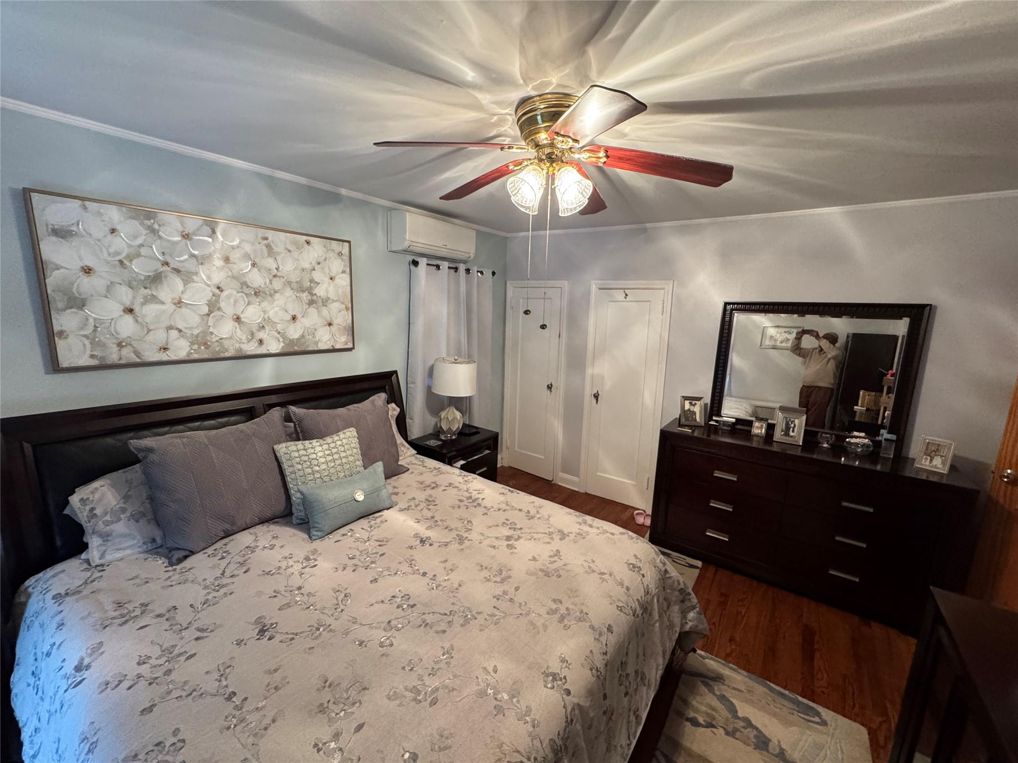 111-54 178th Place, Addisleigh Park, New York image 25