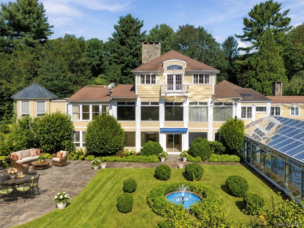 Photo of 769 Route 100, Yorktown Heights, NY 10598 (MLS # 1047742)