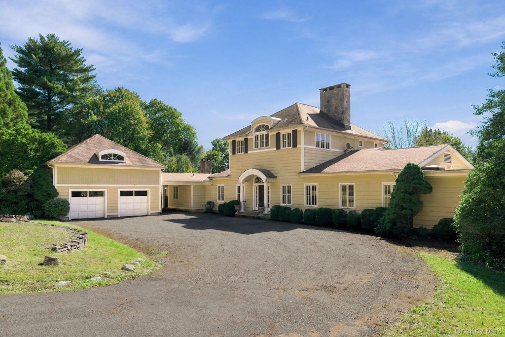 Photo of 769 Route 100, Yorktown Heights, NY 10598 (MLS # 1047742)