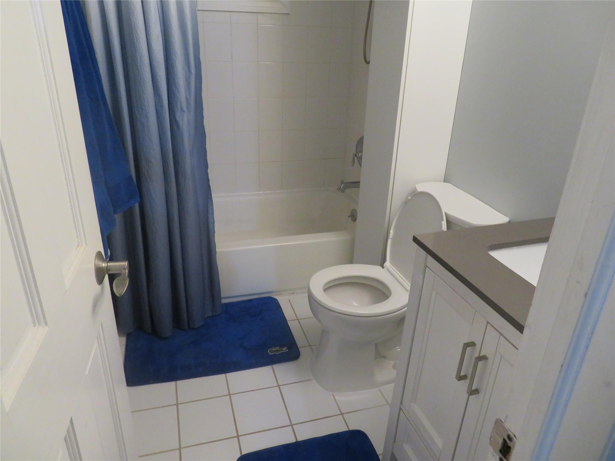 2453 Building # A Union Boulevard #21A, Islip, New York image 14