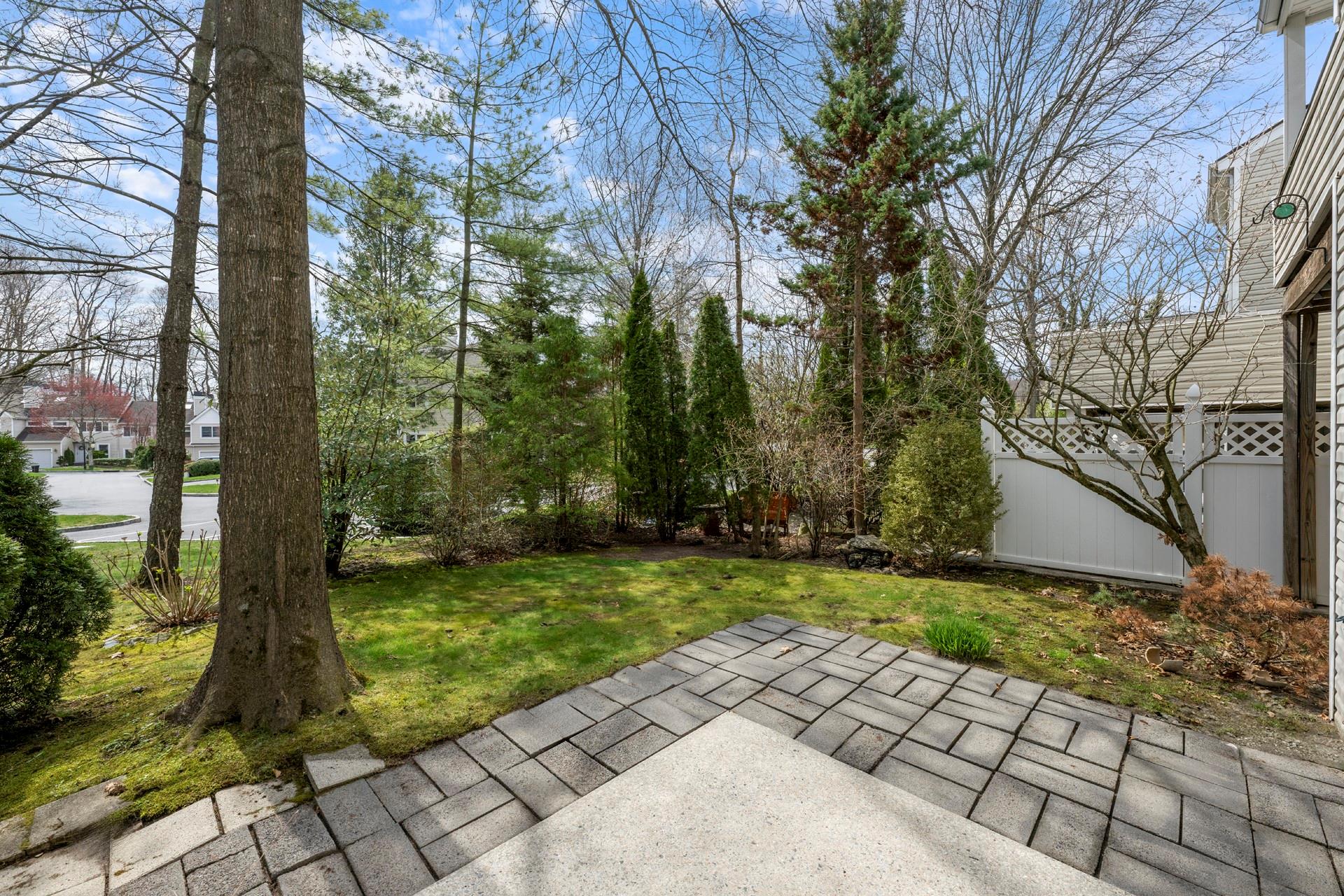 128 Winchester Drive, Yonkers, New York image 21