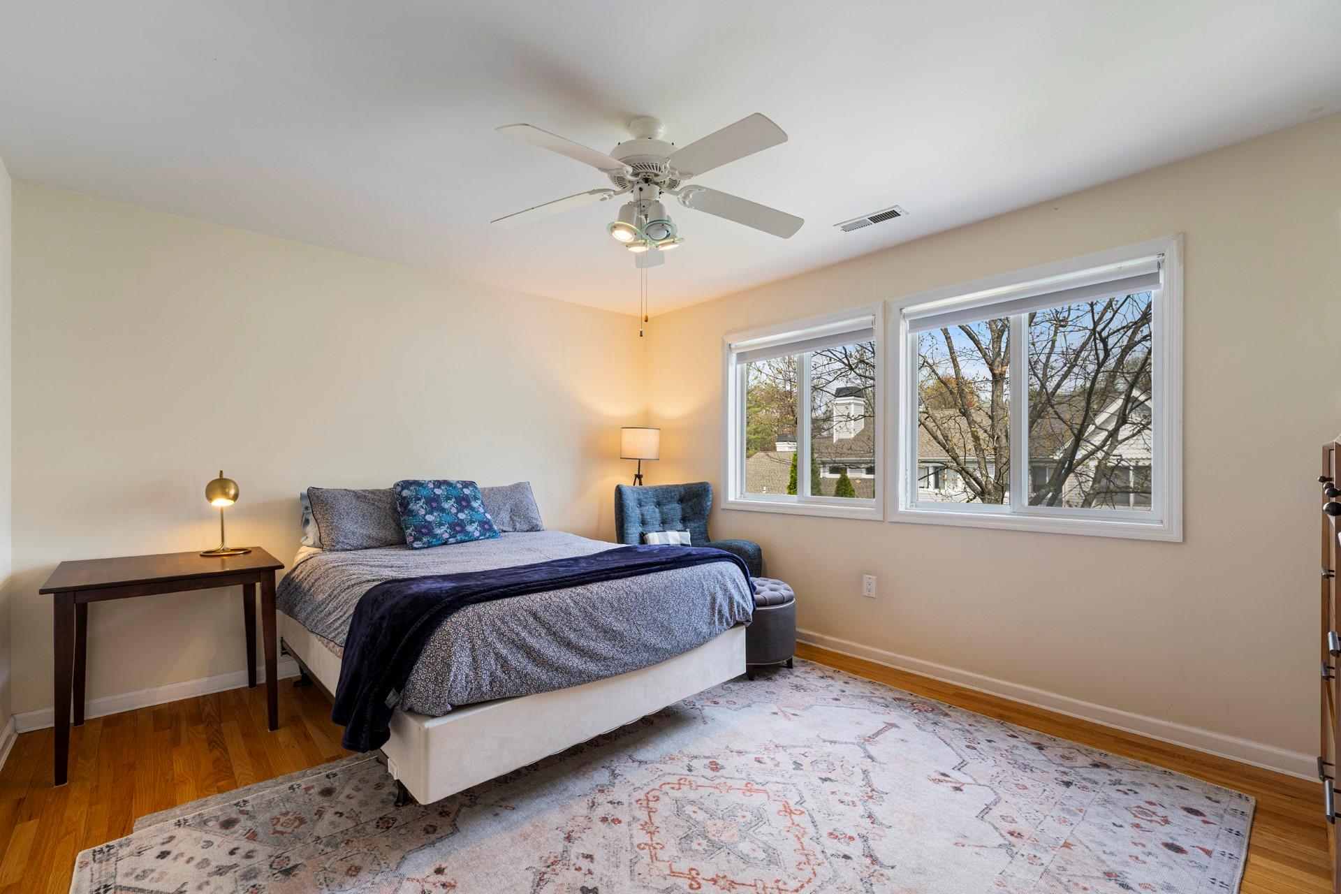 128 Winchester Drive, Yonkers, New York image 12