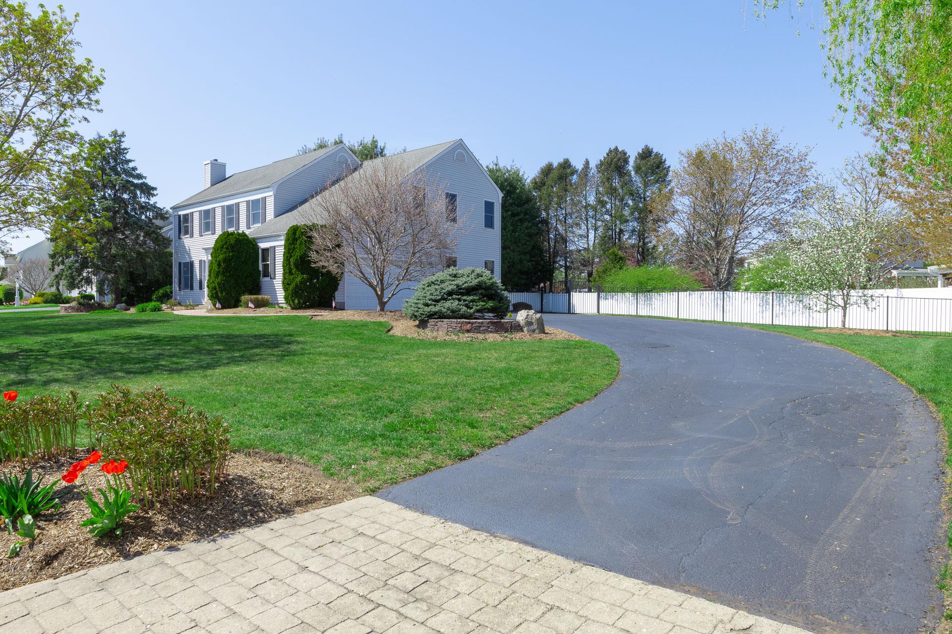 96 Tallmadge Trail, Miller Place, New York image 3