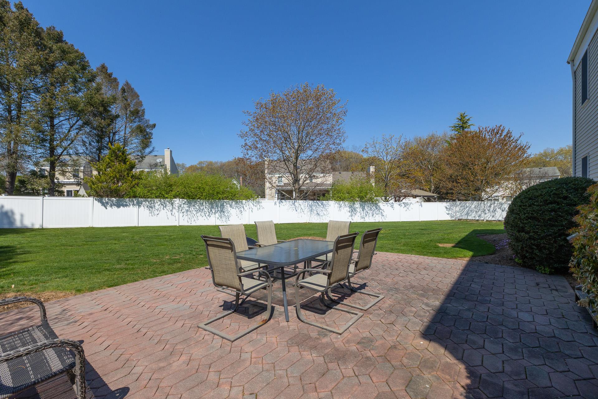 96 Tallmadge Trail, Miller Place, New York image 25