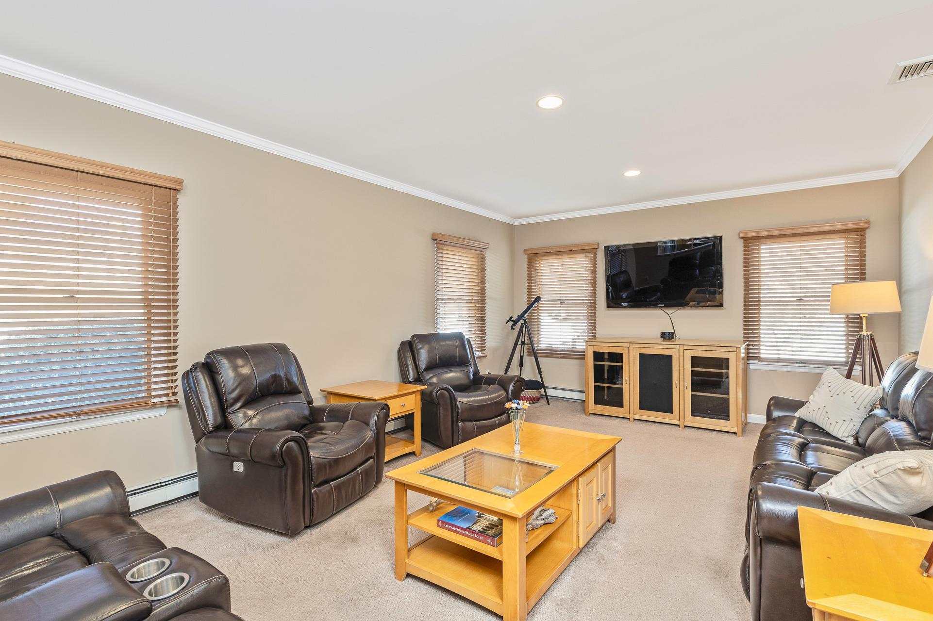 96 Tallmadge Trail, Miller Place, New York image 9