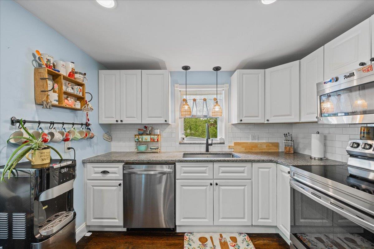 309 Maple Avenue, New Windsor, New York image 11