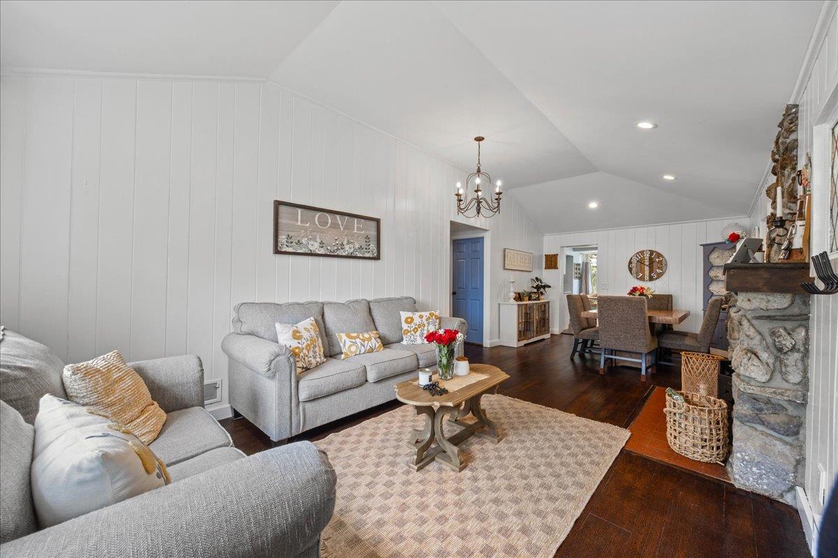 309 Maple Avenue