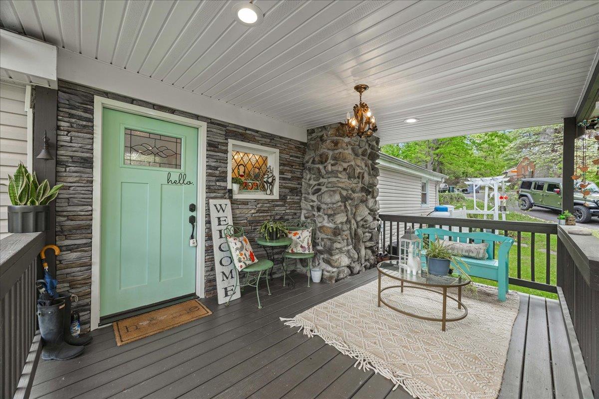 309 Maple Avenue