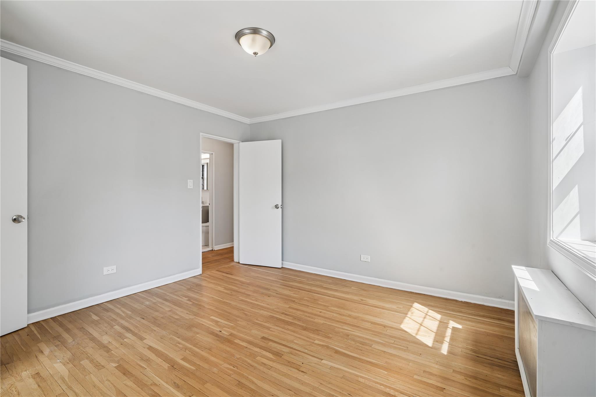 78-04 147 St St #2G, Kew Garden Hills, New York image 5