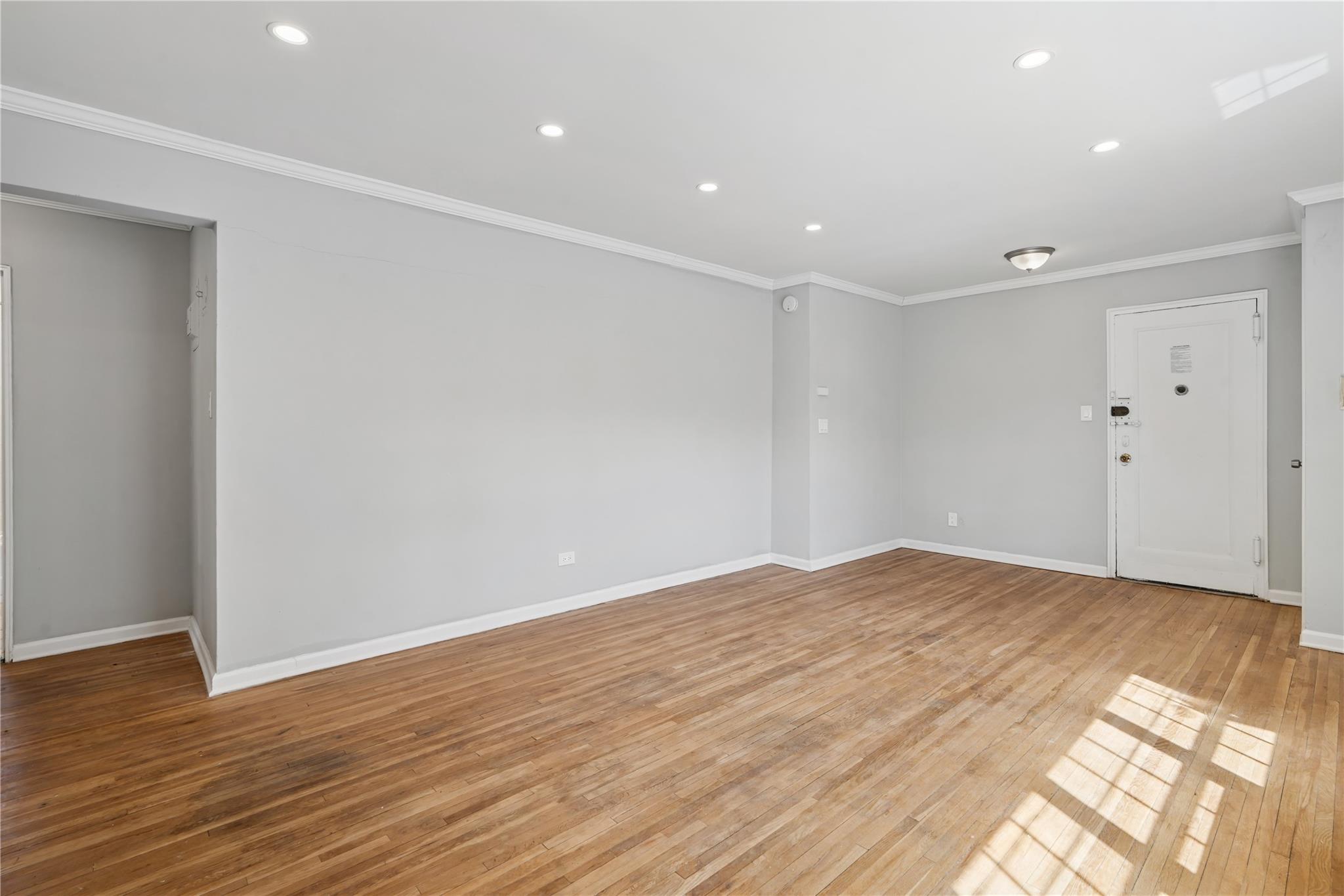 78-04 147 St St #2G, Kew Garden Hills, New York image 9