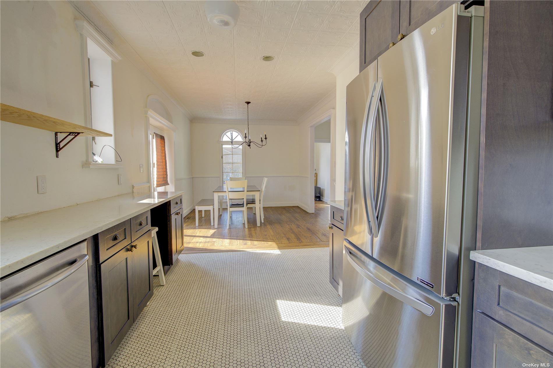 720 Franklin Boulevard, Long Beach, New York image 7