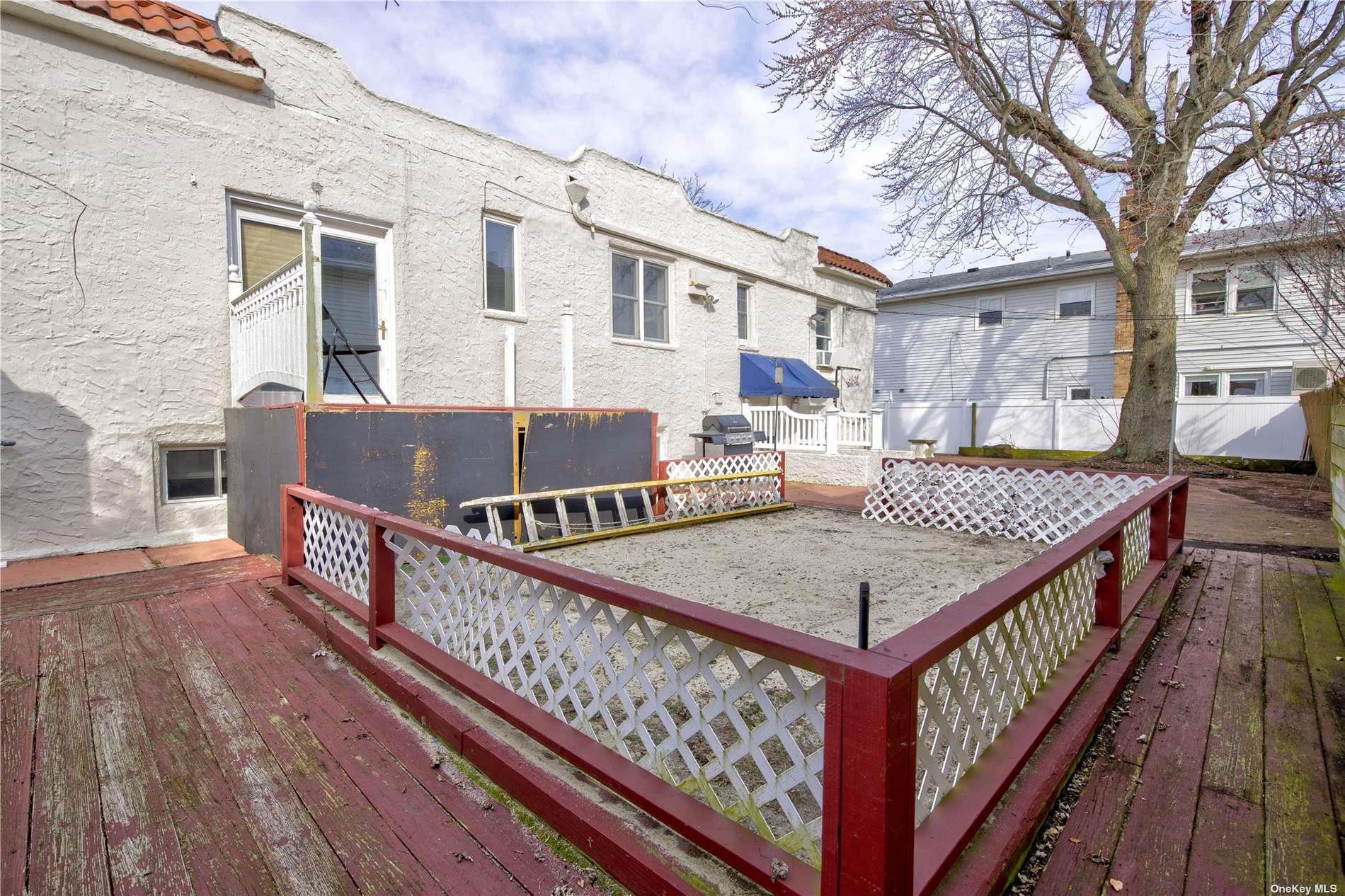720 Franklin Boulevard, Long Beach, New York image 28