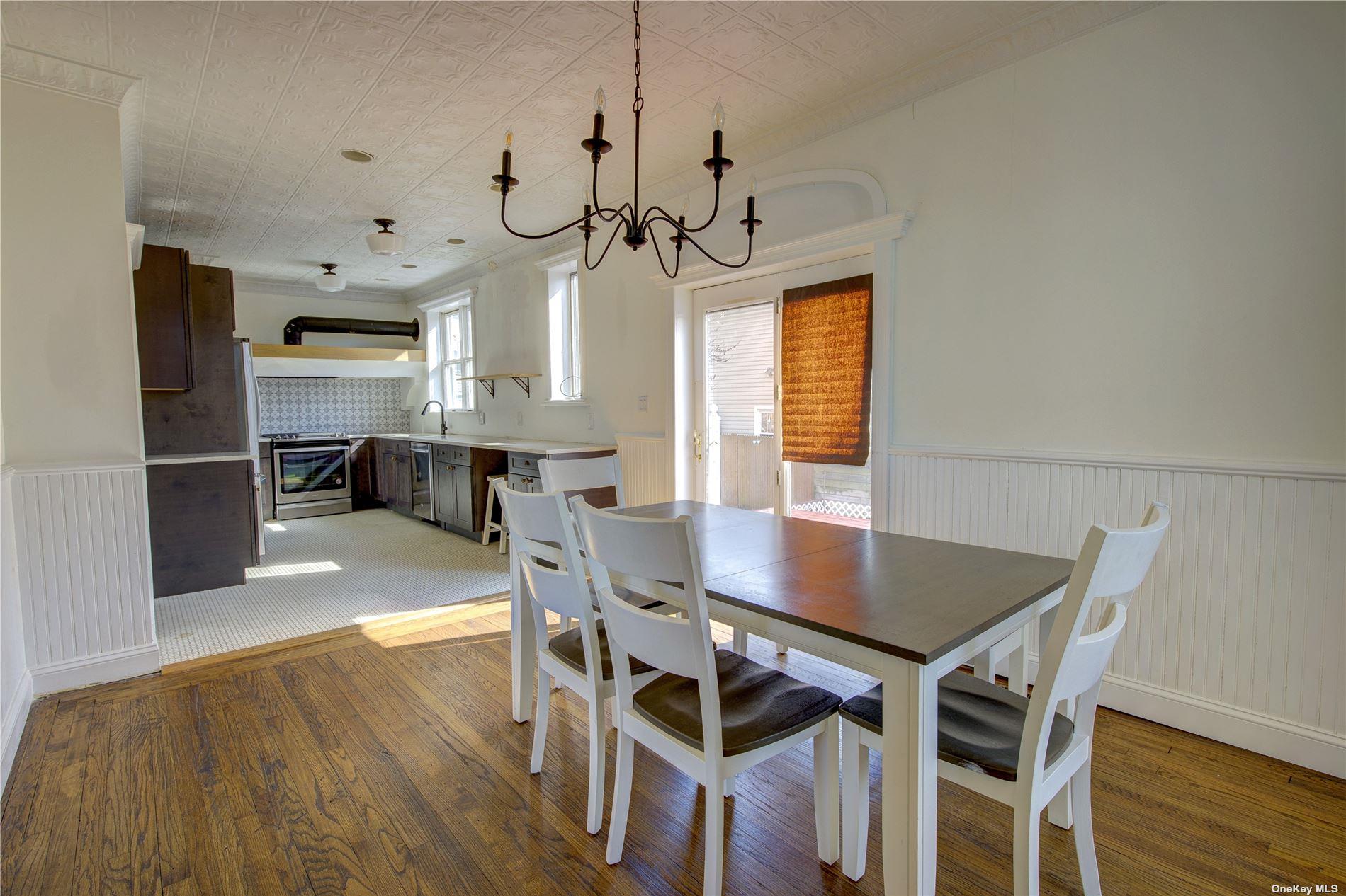 720 Franklin Boulevard, Long Beach, New York image 8