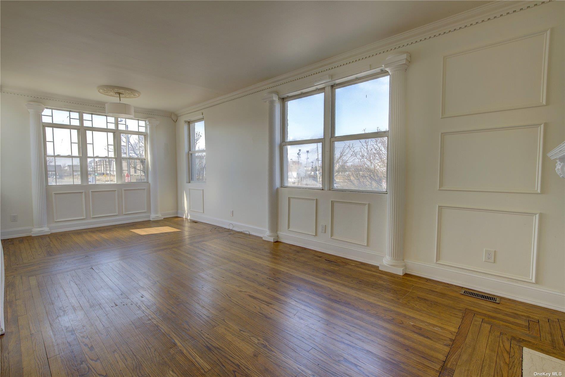 720 Franklin Boulevard, Long Beach, New York image 15