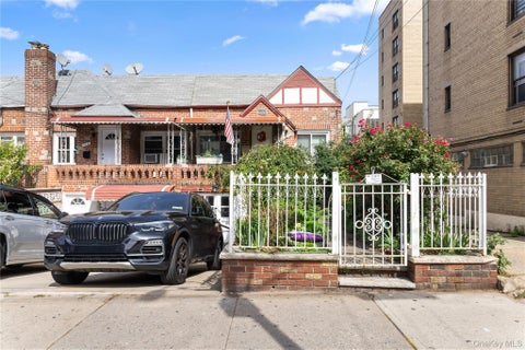 Multifamily For Sale - 23-29 Broadway<br/> Astoria, NY 11106