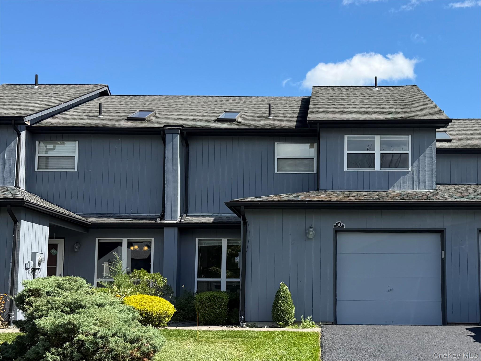 50 Pond Drive E