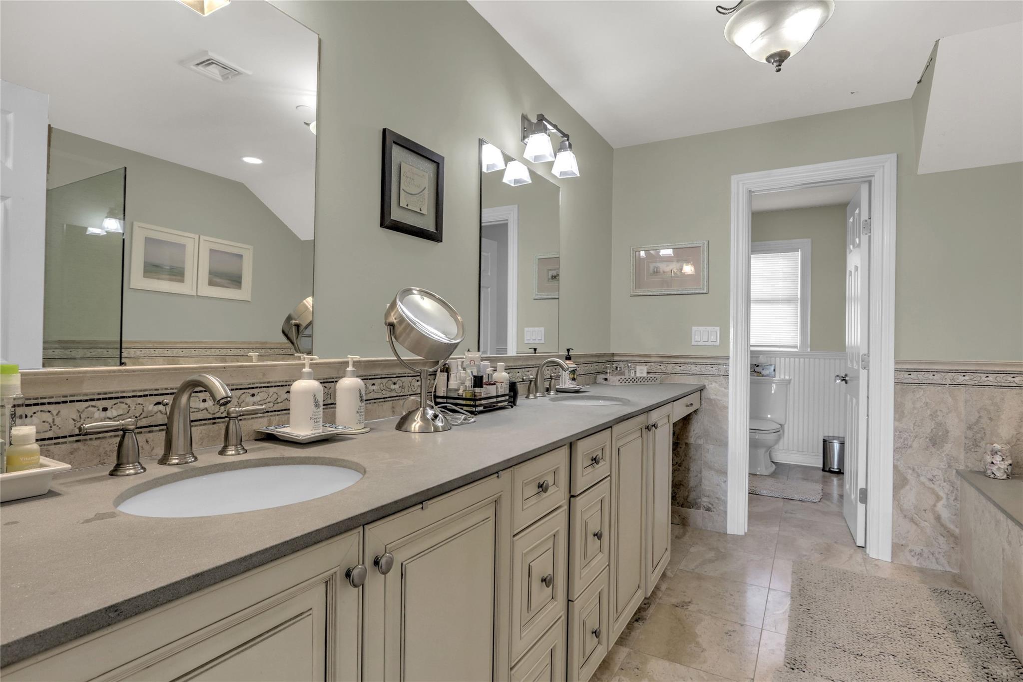 100 Empire Boulevard #10, Barnum Island, New York image 17