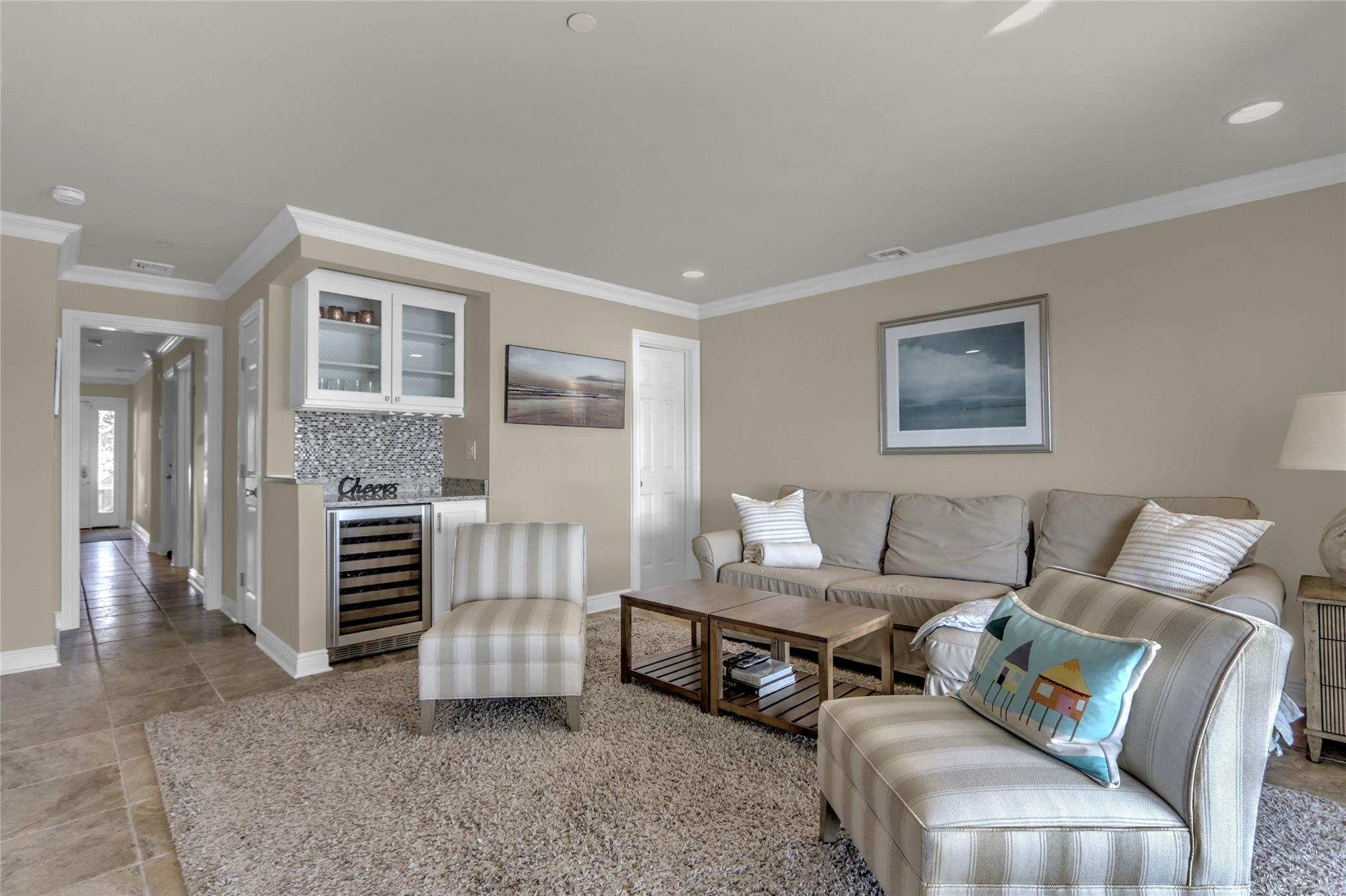100 Empire Boulevard #10, Barnum Island, New York image 7