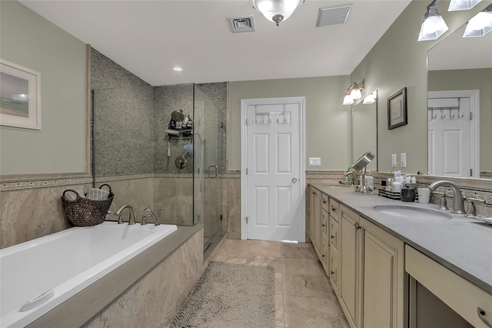 100 Empire Boulevard #10, Barnum Island, New York image 18