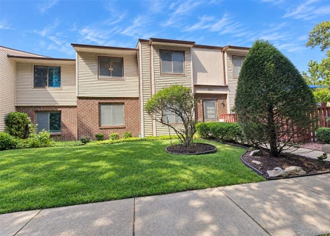 Condo For Sale - 924 Skyline Drive<br/> Coram, NY 11727