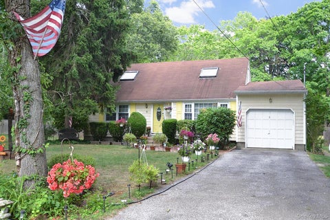 Homes For Sale - 5 Radio Avenue<br/> Suffolk County, Miller Place, NY 11764