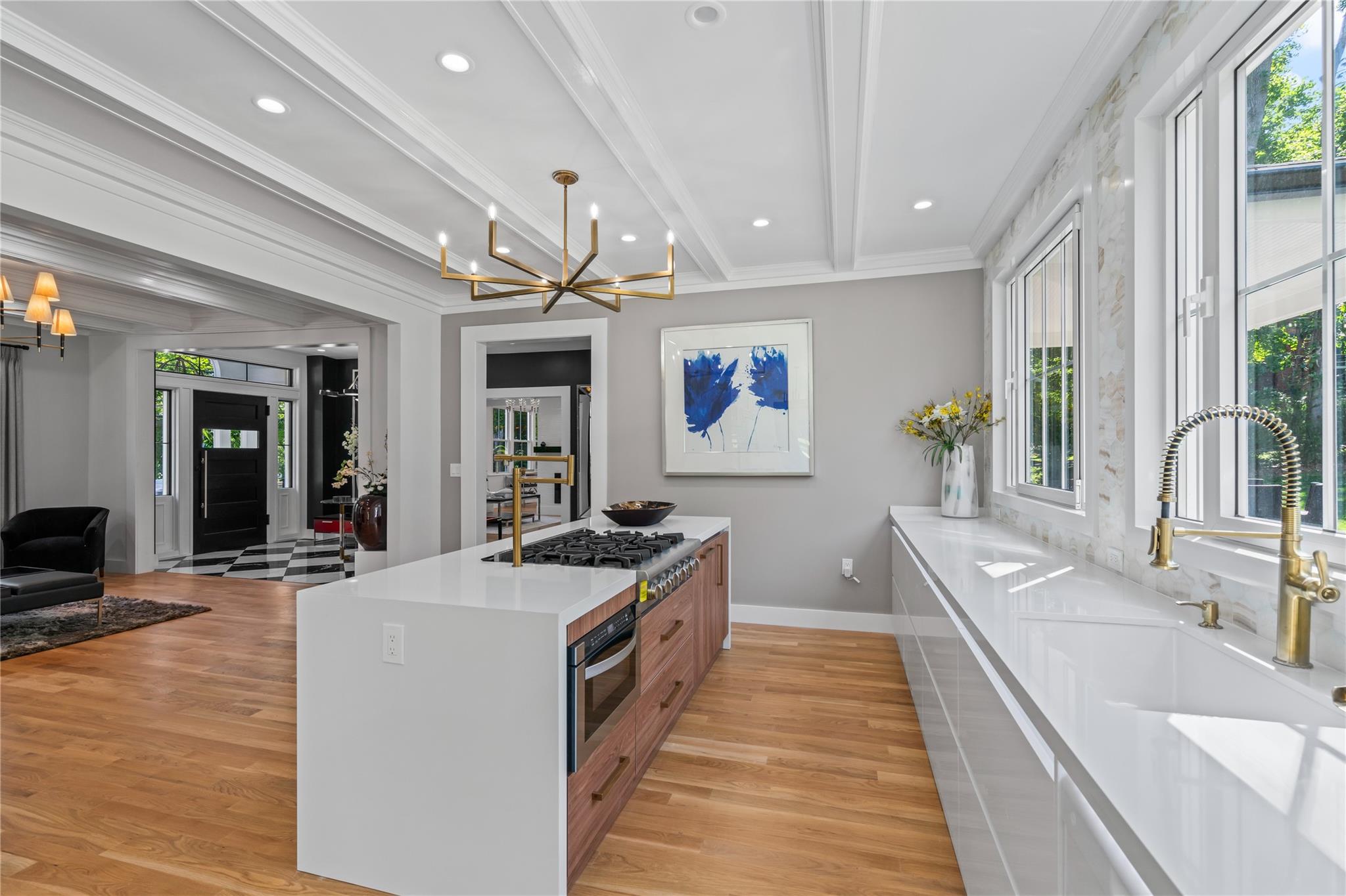 77 Cove Road, Oyster Bay Cove, New York image 16