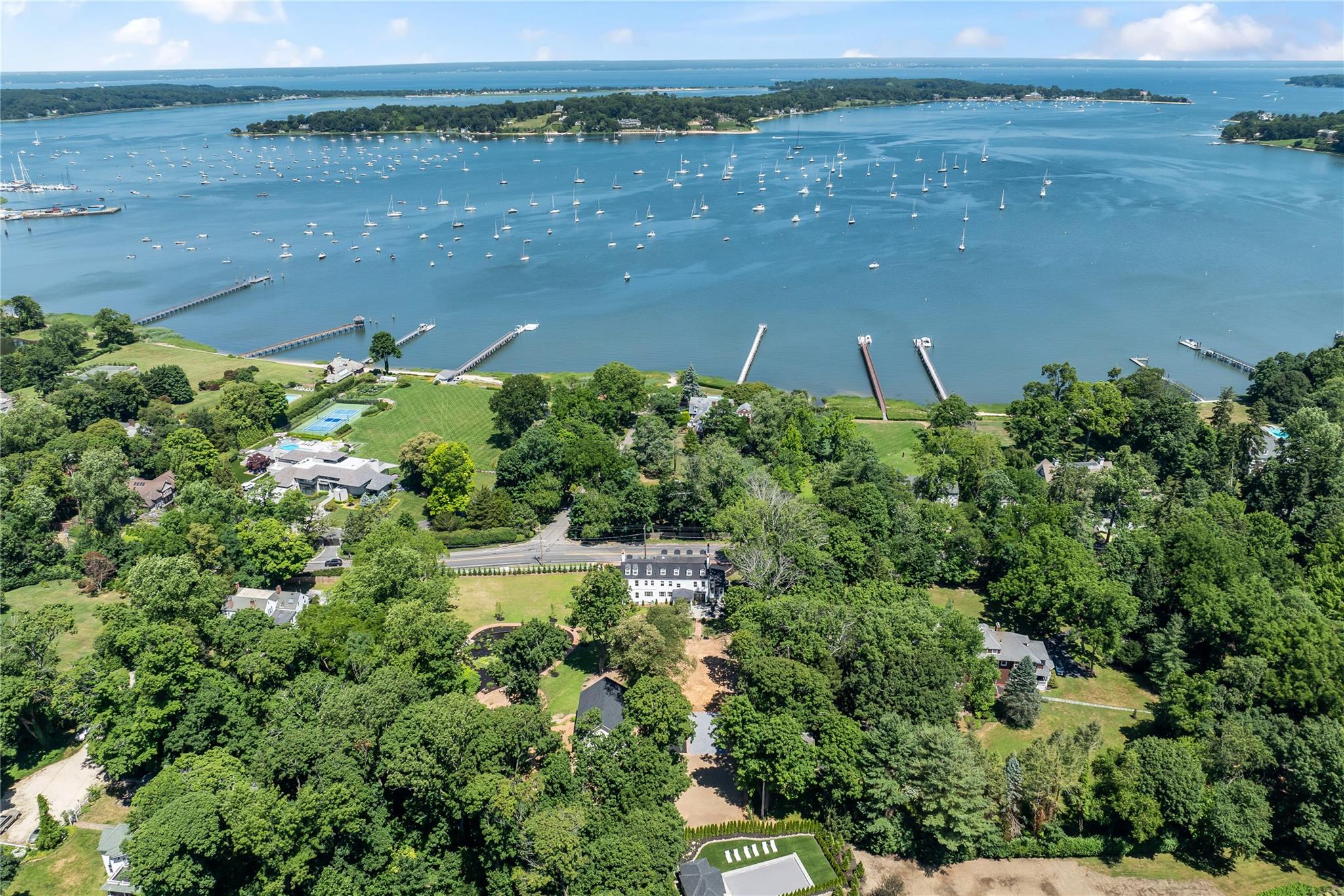 77 Cove Road, Oyster Bay Cove, New York image 38