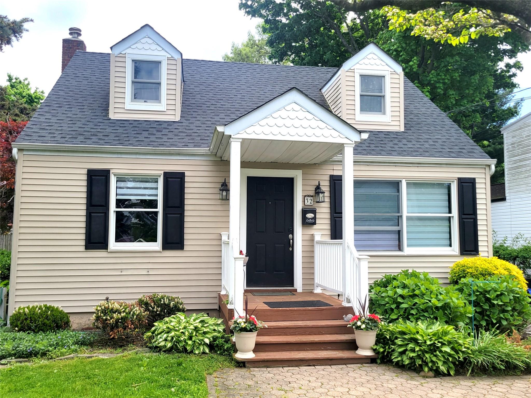 32 Irving Johnson Street