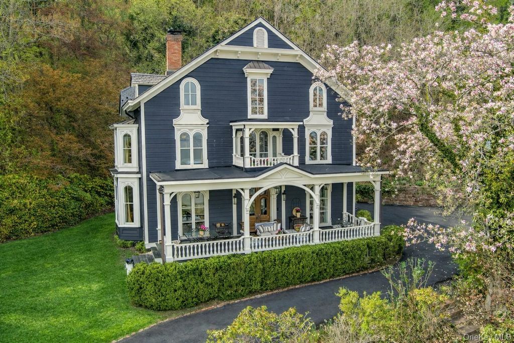 Photo of 216-217 River Road, Nyack, NY 10960 (MLS # 982383)