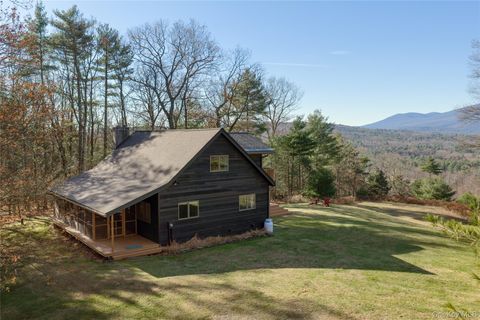 827 Ashokan Road Kingston NY 12401