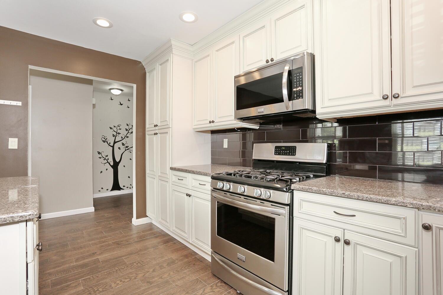 503 Jumano Court, Suffern, New York image 12
