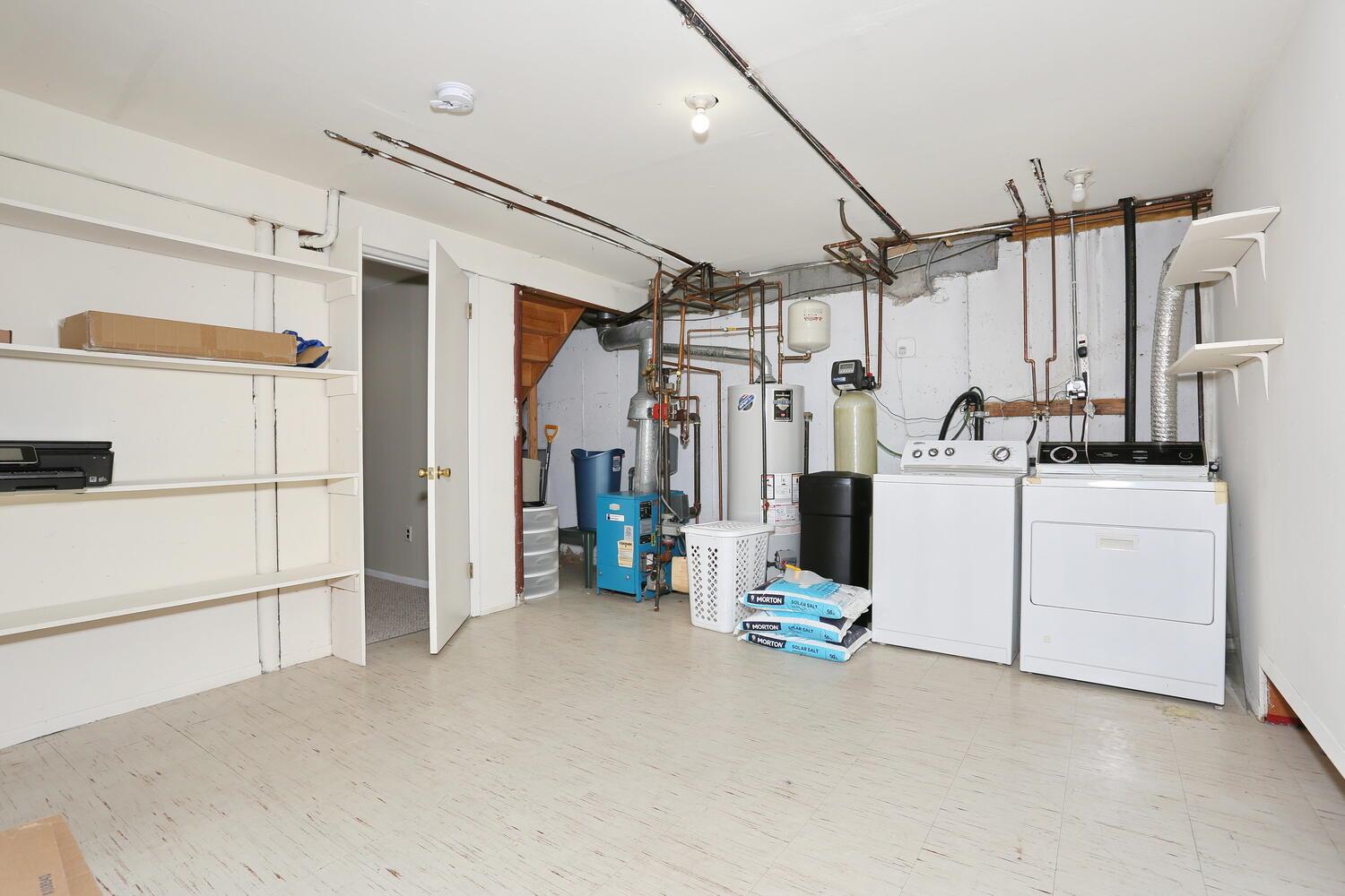 503 Jumano Court, Suffern, New York image 35