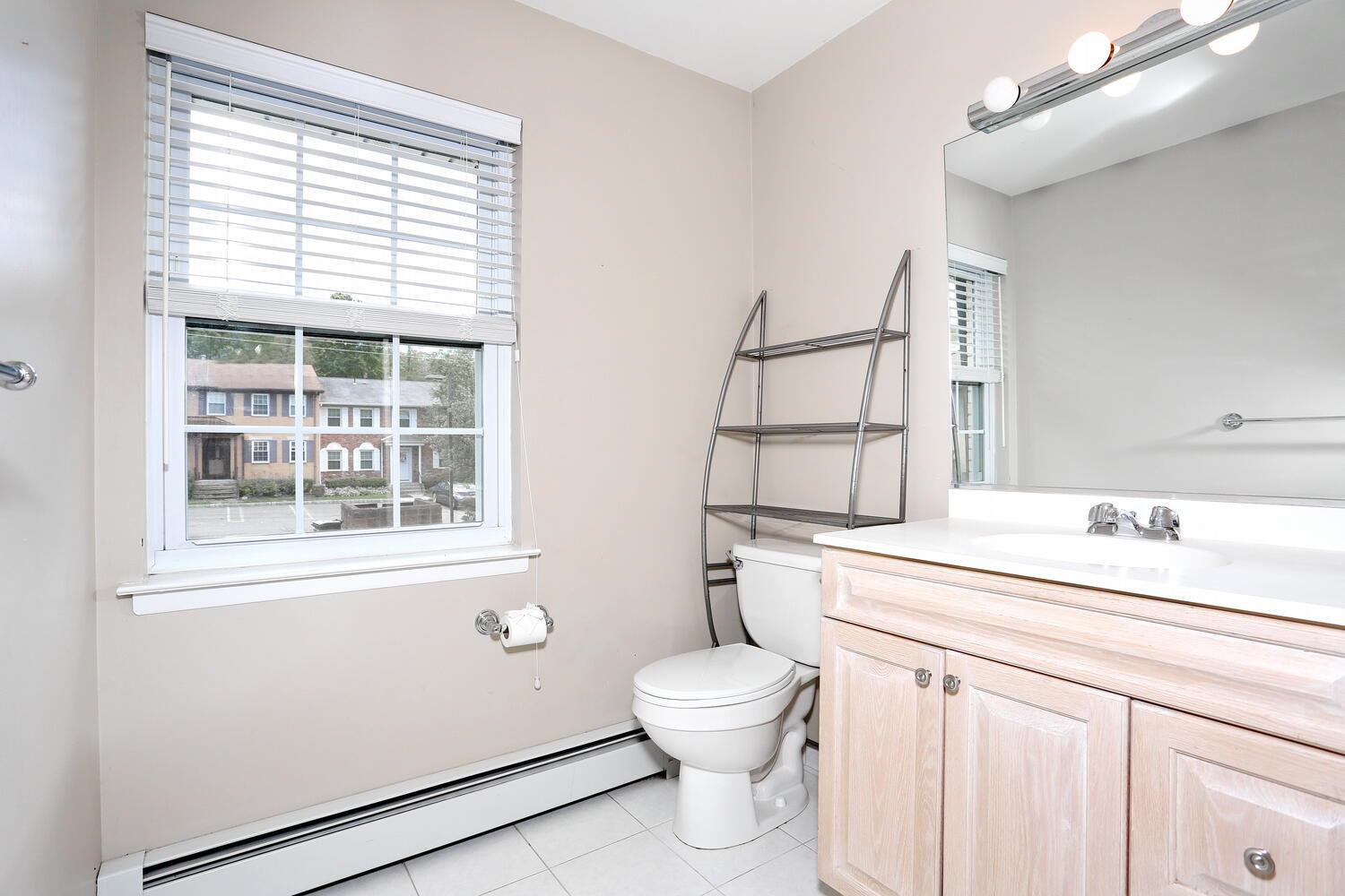 503 Jumano Court, Suffern, New York image 25