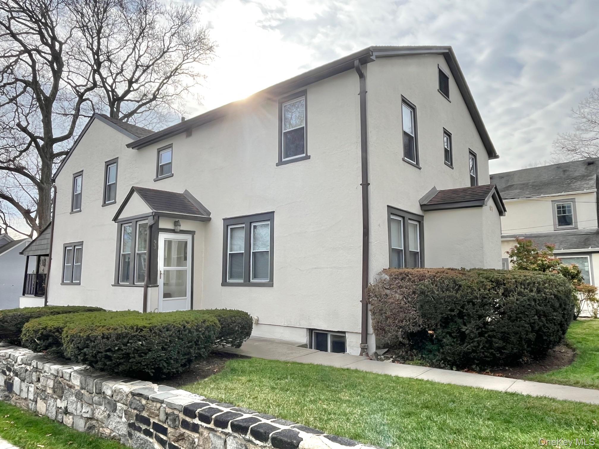 93 Myrtle Boulevard 2