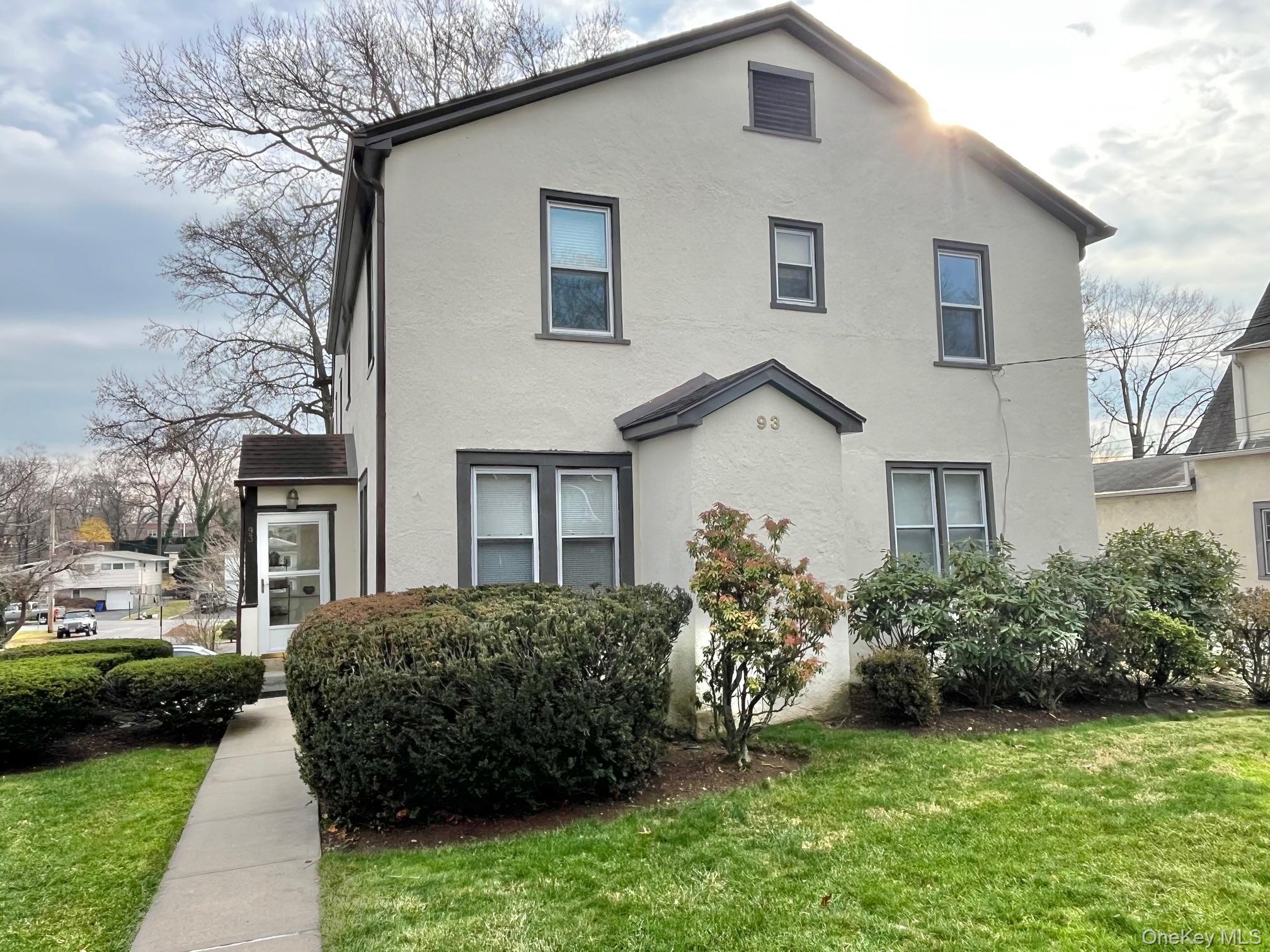 93 Myrtle Boulevard 2