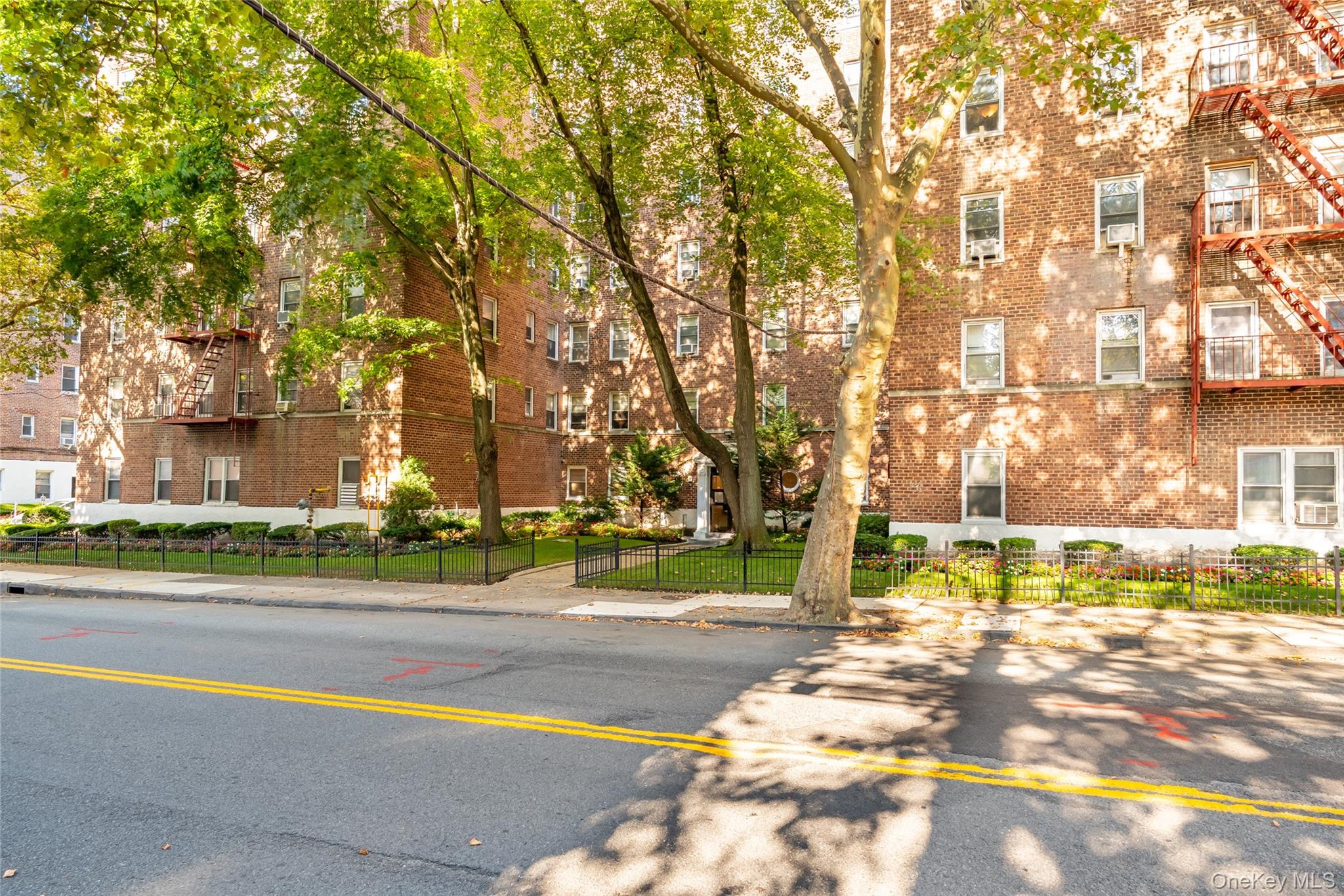 821 Bronx River Road 5J