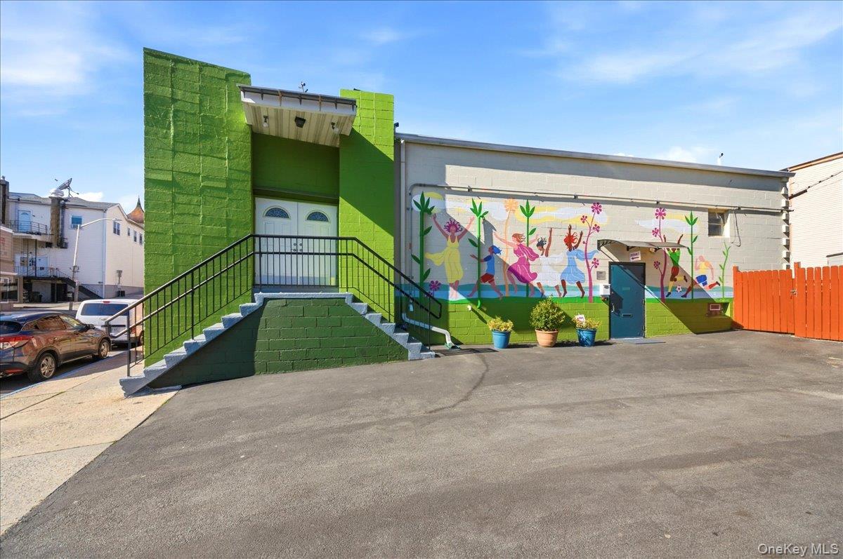 228 N Washington Street