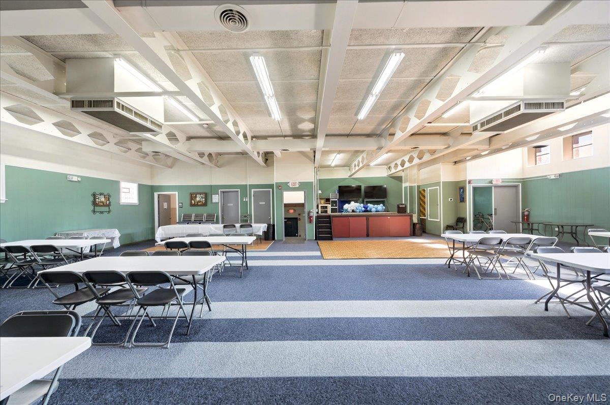 228 N Washington Street