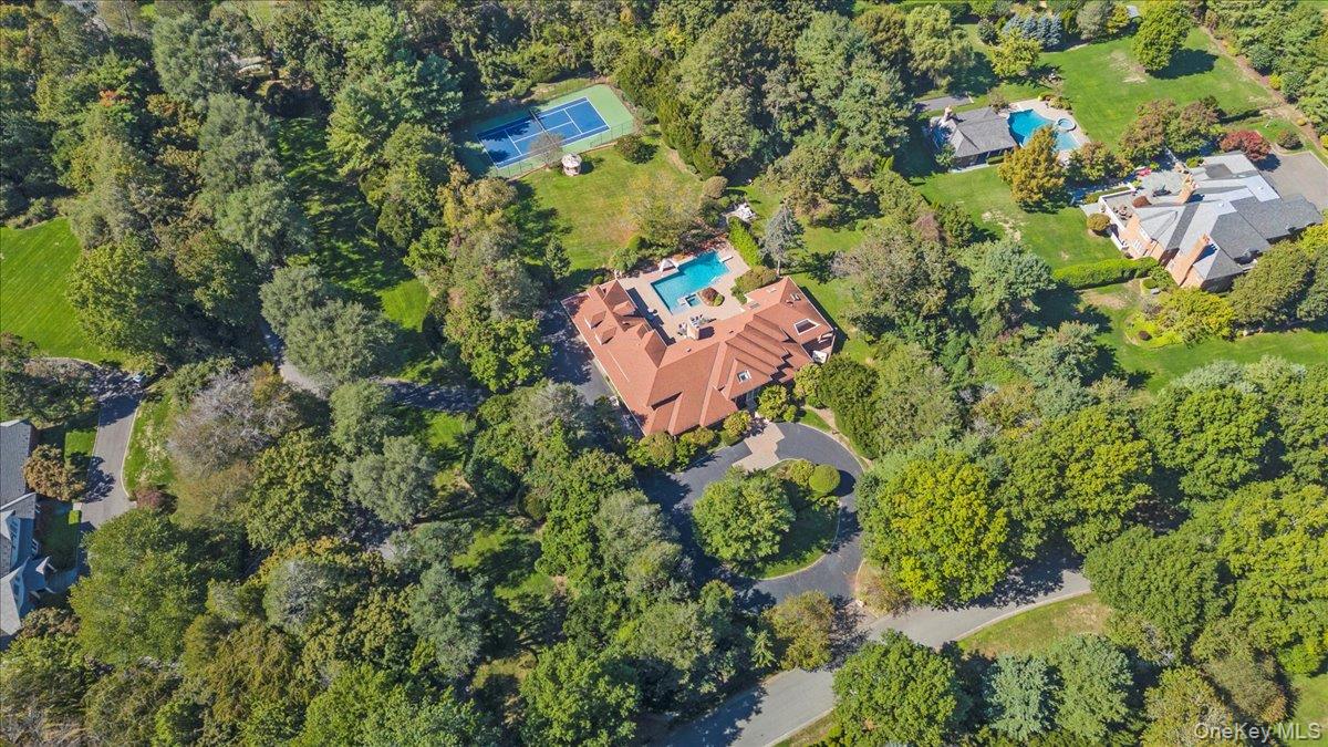 12 Ridge Court
