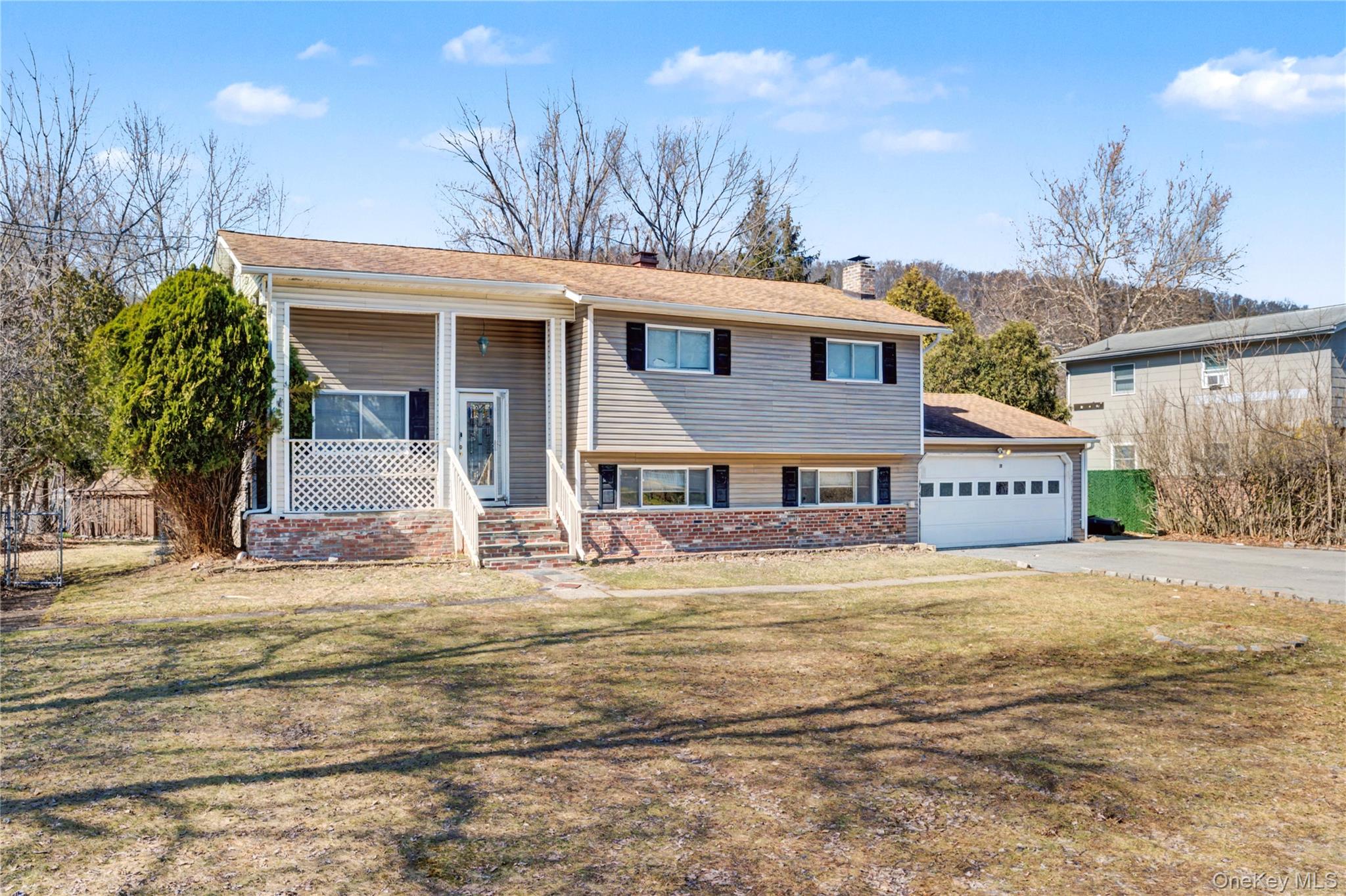 46 Merriewold Lane N