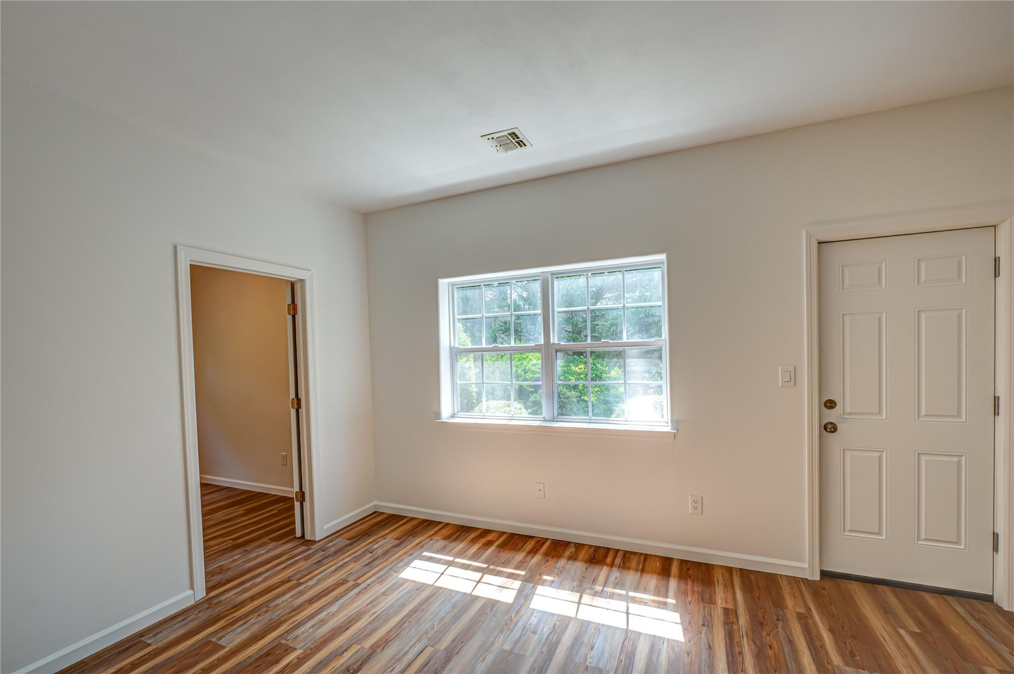 15 English Ivy Lane, Lake Grove, New York image 16