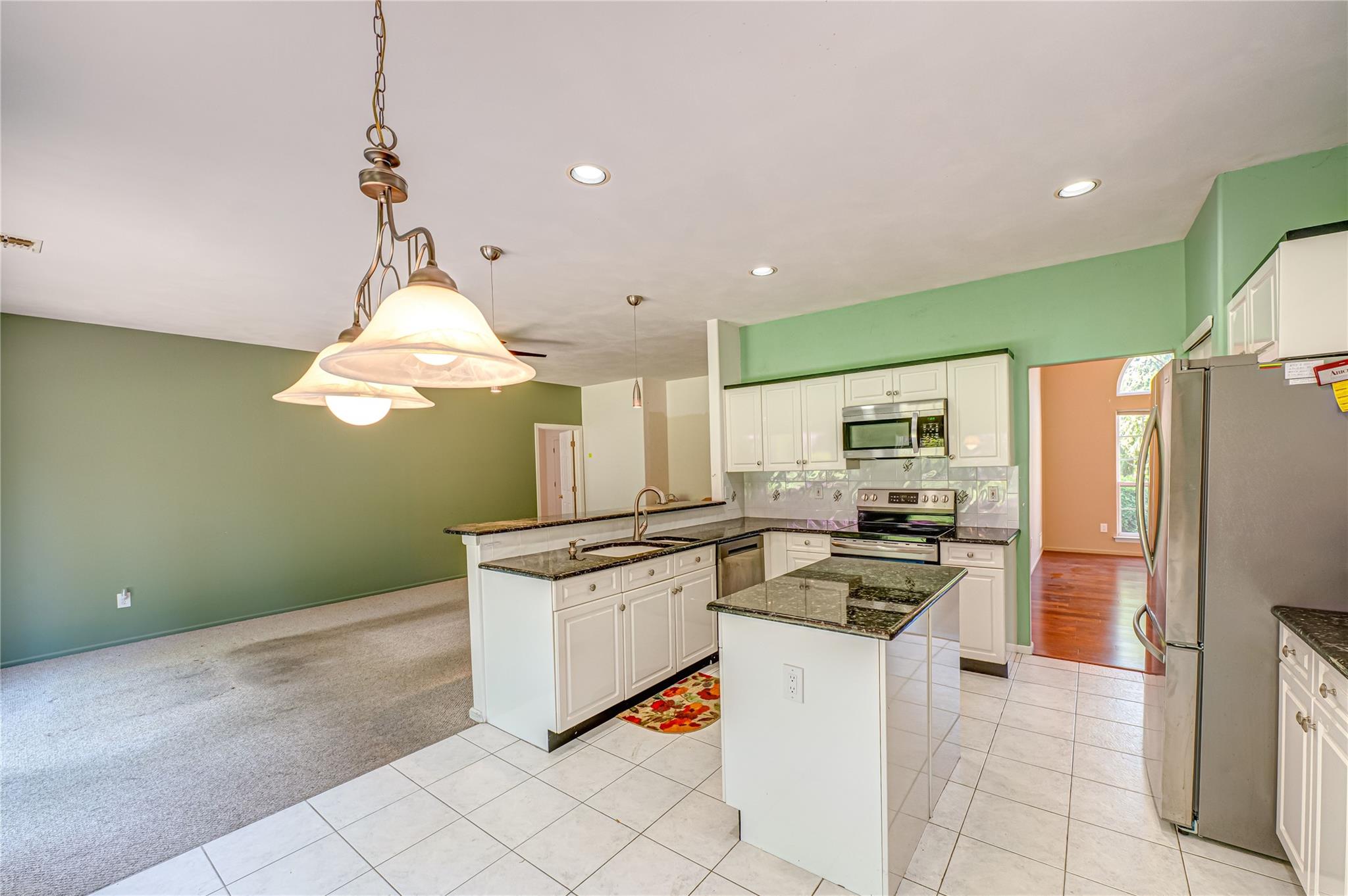 15 English Ivy Lane, Lake Grove, New York image 11