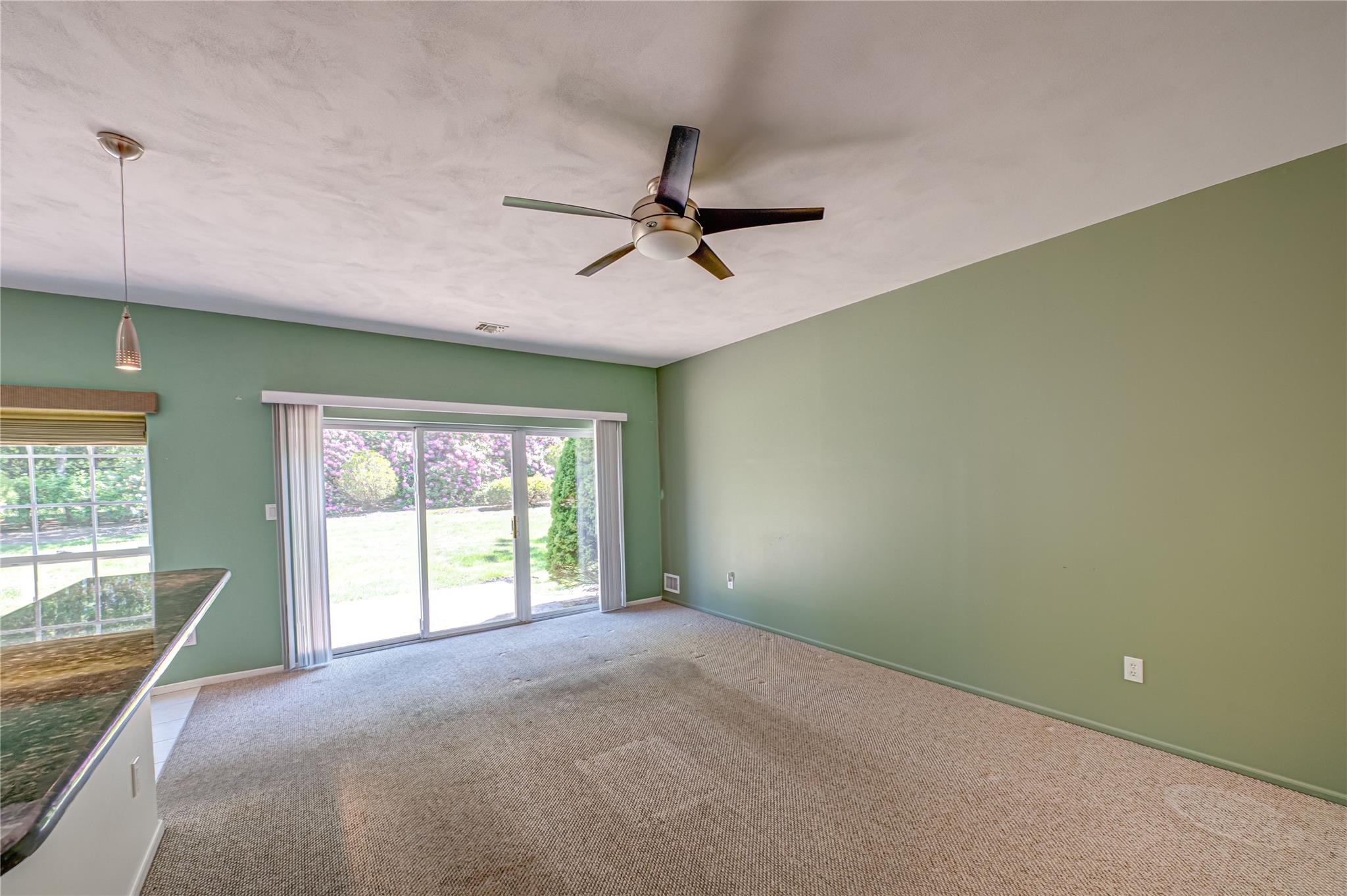 15 English Ivy Lane, Lake Grove, New York image 13