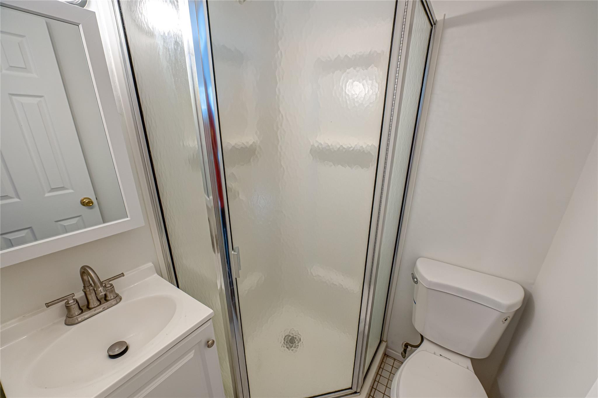 15 English Ivy Lane, Lake Grove, New York image 18