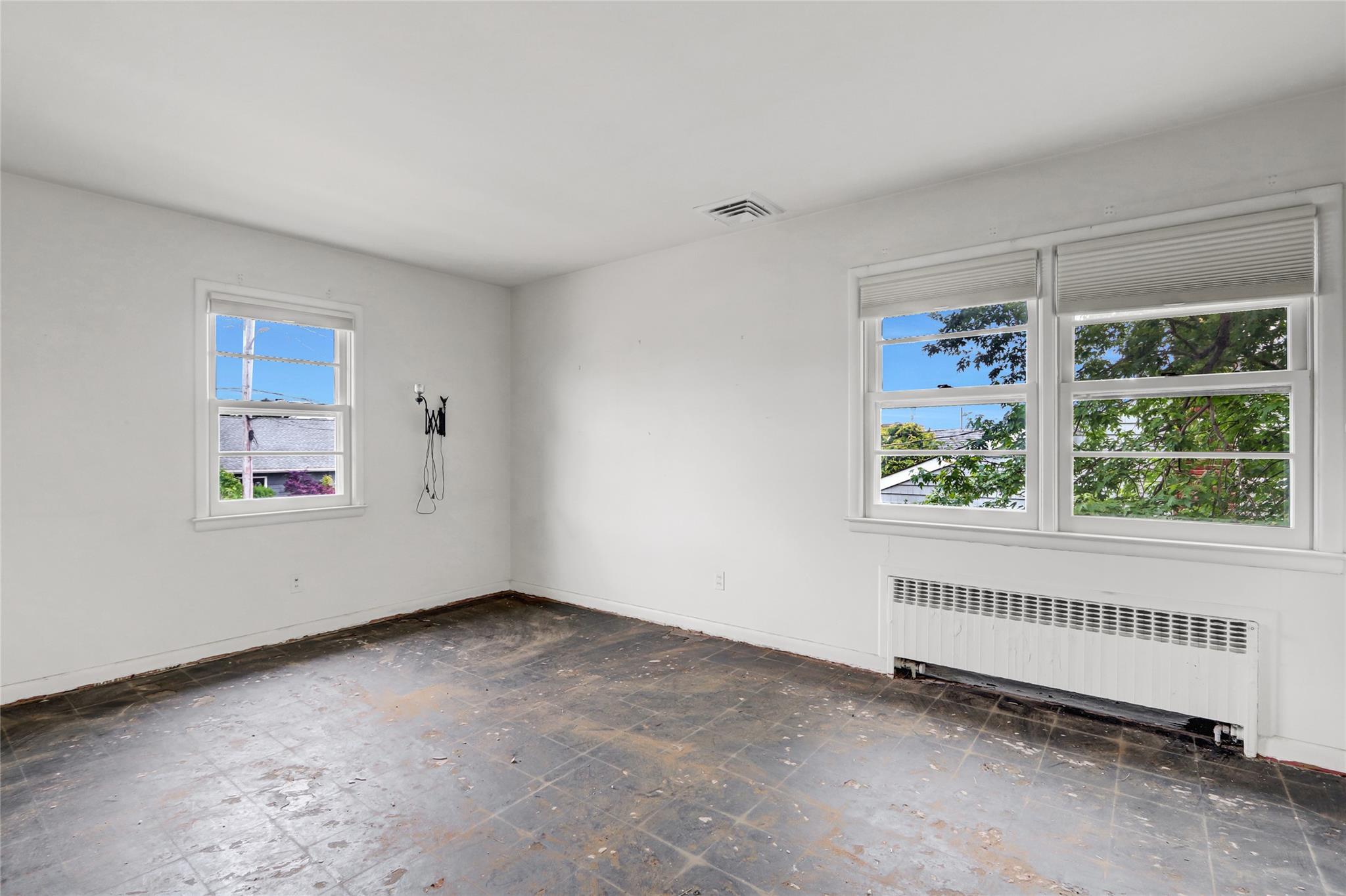 54 Royat Street, Lido Beach, New York image 17